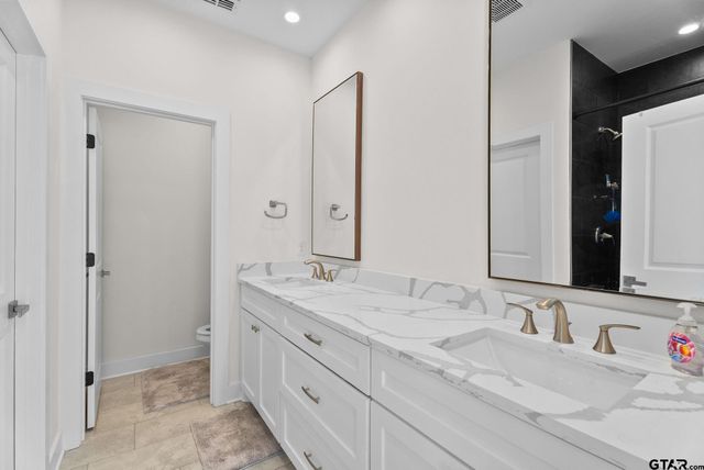 12754 Ridgeway Ct, Winona, TX 75792