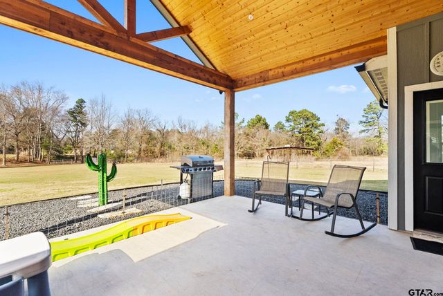 12754 Ridgeway Ct, Winona, TX 75792