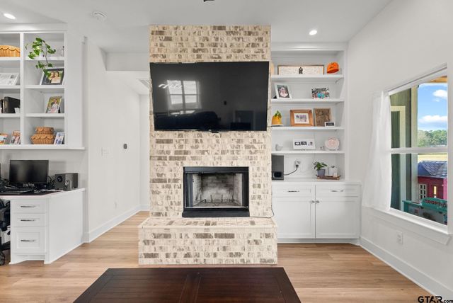 12754 Ridgeway Ct, Winona, TX 75792