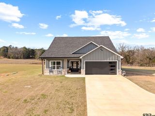 12754 Ridgeway Ct, Winona, TX 75792
