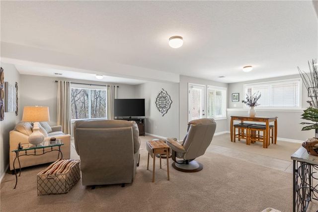 8803 Crysler Avenue, Kansas City, MO 64138