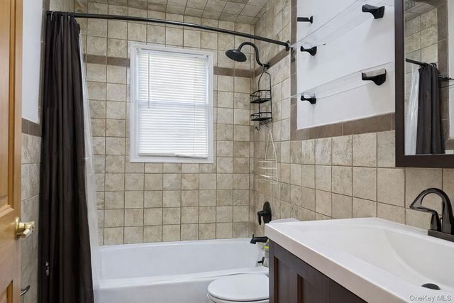 145 N Fostertown Drive, Newburgh, NY 12550