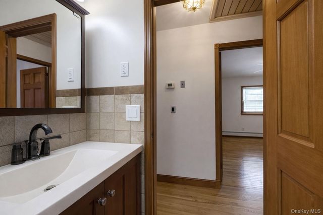 145 N Fostertown Drive, Newburgh, NY 12550