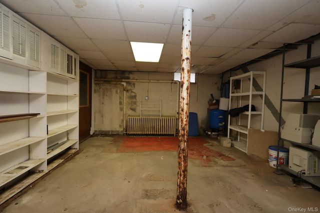 145 N Fostertown Drive, Newburgh, NY 12550