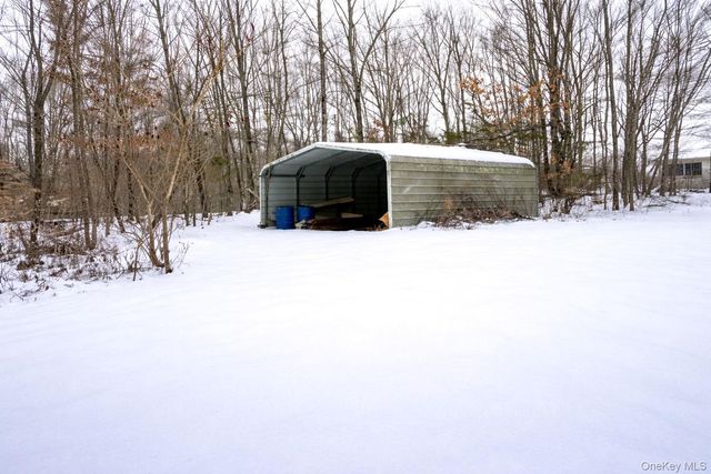 145 N Fostertown Drive, Newburgh, NY 12550