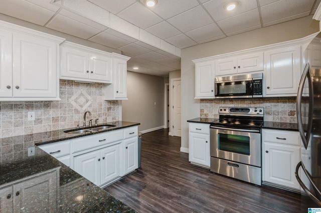 829 CROWN CIRCLE, Hoover, AL 35242