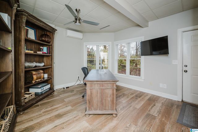 829 CROWN CIRCLE, Hoover, AL 35242