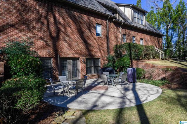 829 CROWN CIRCLE, Hoover, AL 35242