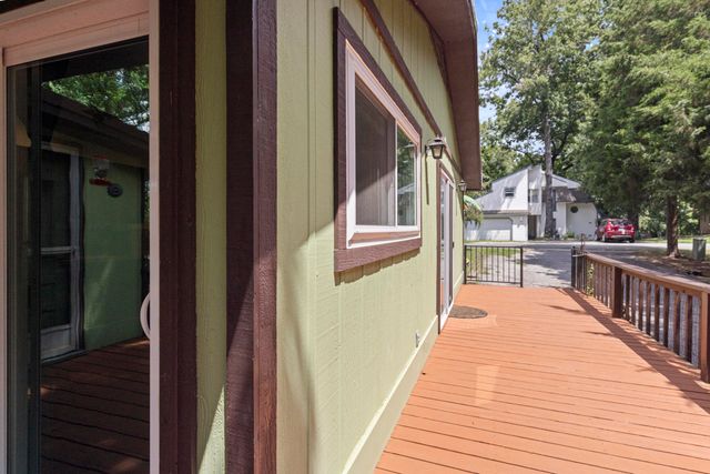 19 Privateer Drive, Monkey Island, OK 74331