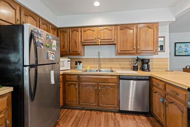 19 Privateer Drive, Monkey Island, OK 74331