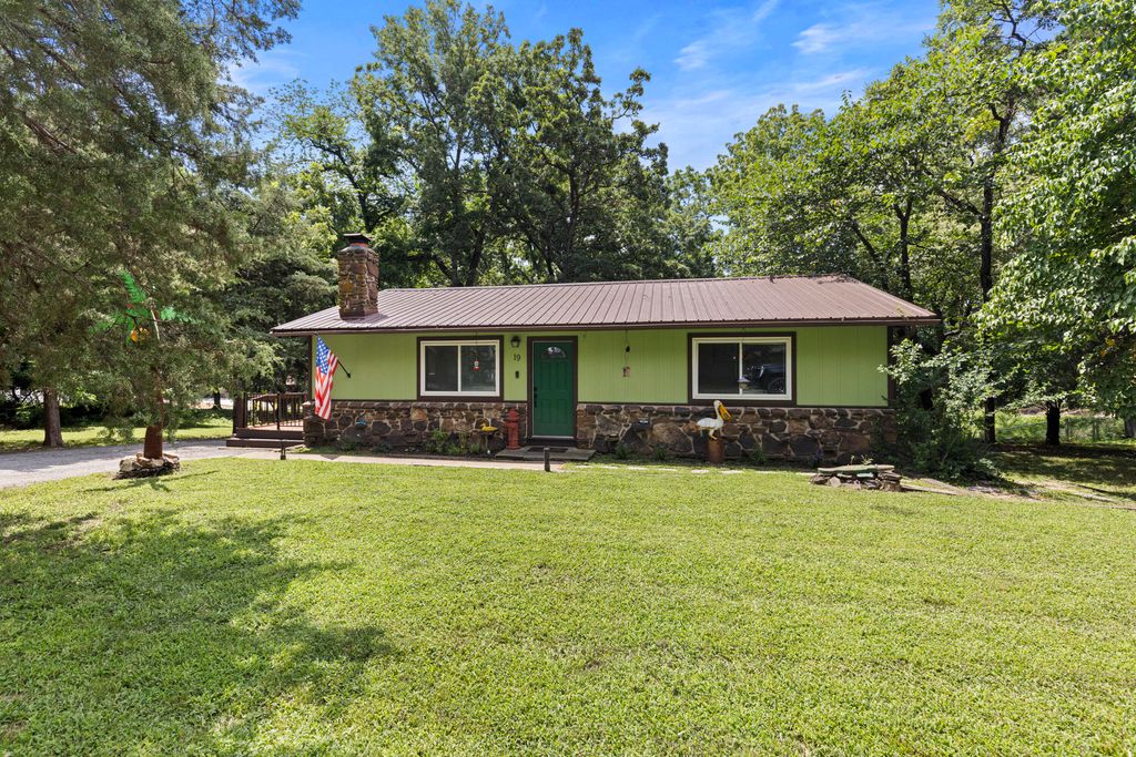 19 Privateer Drive, Monkey Island, OK 74331