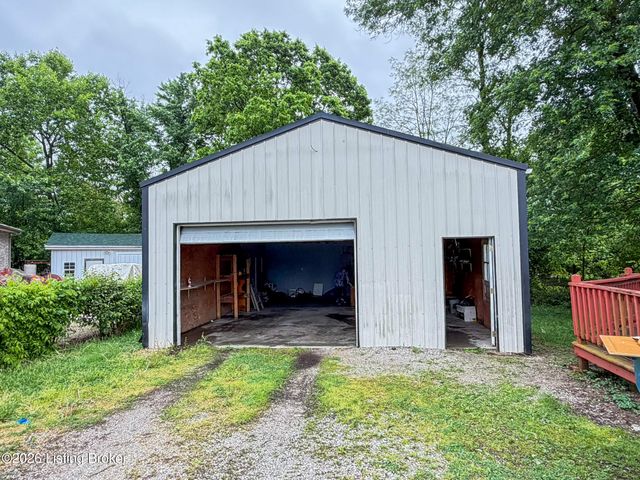 196 Kentucky St, Shelbyville, KY 40065