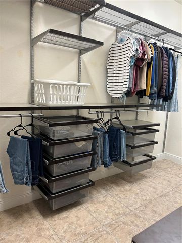 11877 NW 83rd Pl, Parkland, FL 33076