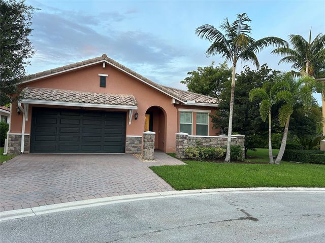 11877 NW 83rd Pl, Parkland, FL 33076