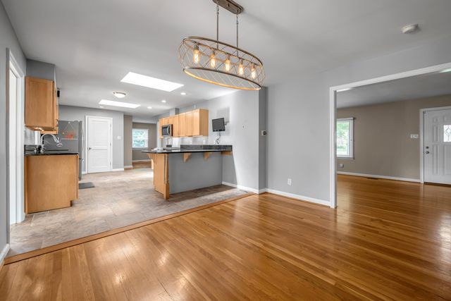 352 Albany Road, Lexington, KY 40503