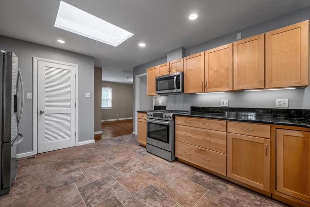 352 Albany Road, Lexington, KY 40503