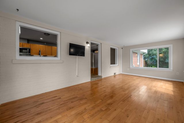 352 Albany Road, Lexington, KY 40503