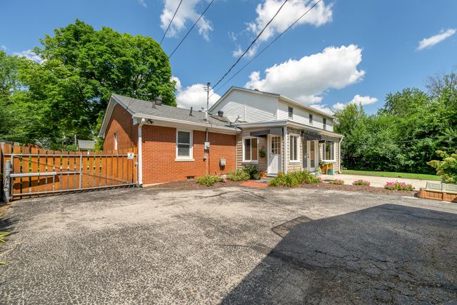 352 Albany Road, Lexington, KY 40503
