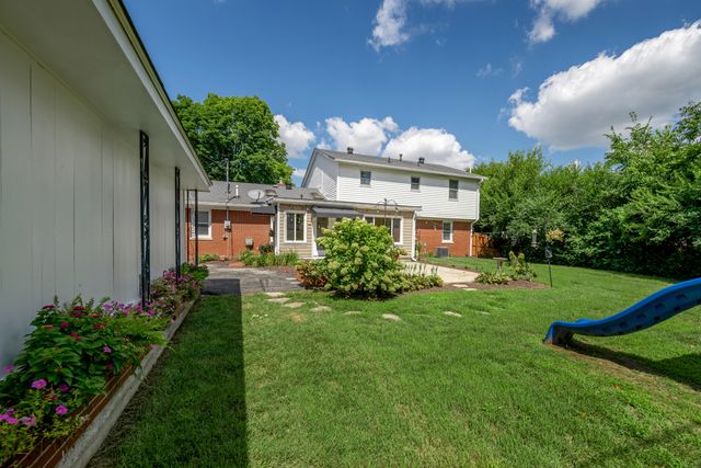 352 Albany Road, Lexington, KY 40503