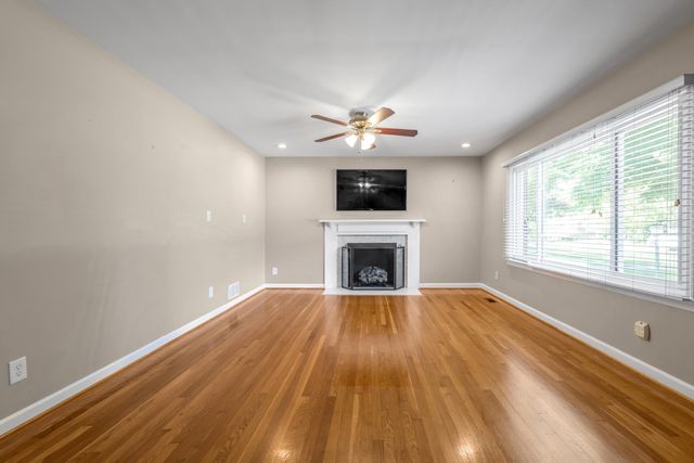 352 Albany Road, Lexington, KY 40503