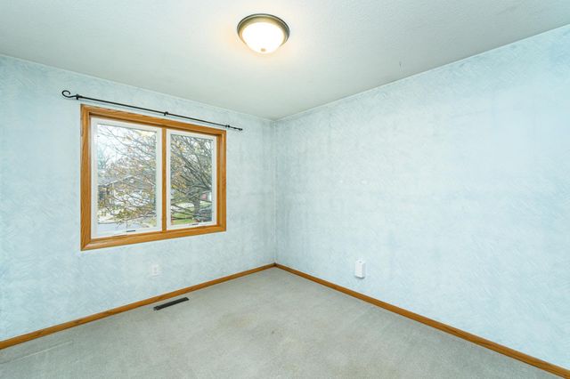 2416 62nd Street NW, Rochester, MN 55901