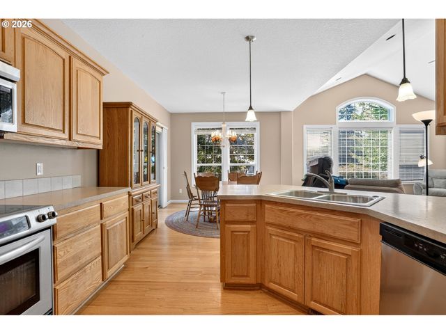 40204 LAUREL St, Sandy, OR 97055