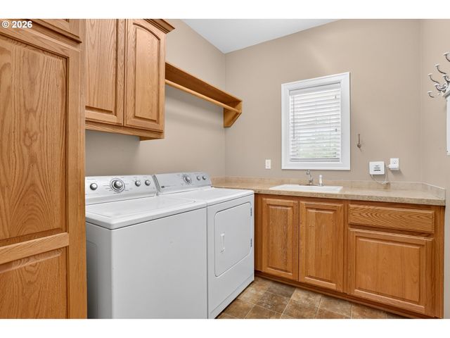 40204 LAUREL St, Sandy, OR 97055