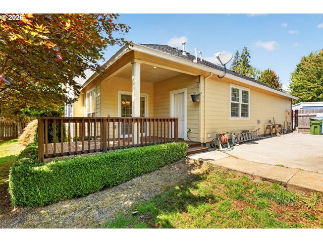 40204 LAUREL St, Sandy, OR 97055
