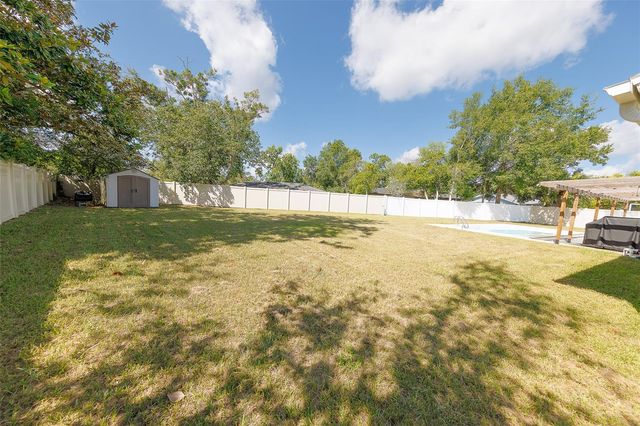 4228 BRIARBERRY LANE, Tampa, FL 33624