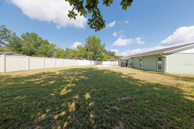 4228 BRIARBERRY LANE, Tampa, FL 33624