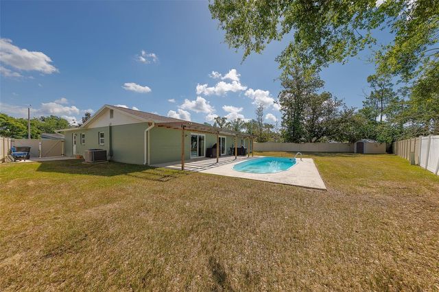4228 BRIARBERRY LANE, Tampa, FL 33624