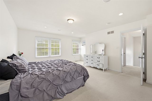 1007 Fieldstone Drive, Cecil, PA 15317