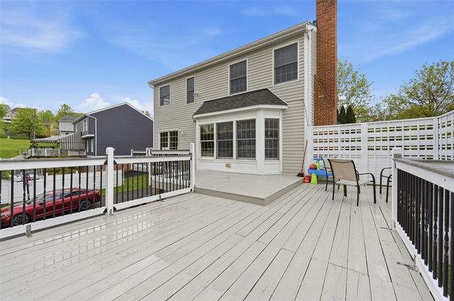 1007 Fieldstone Drive, Cecil, PA 15317