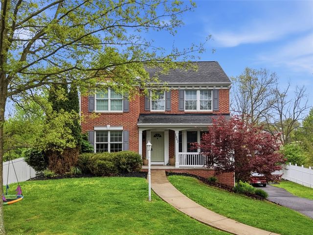 1007 Fieldstone Drive, Cecil, PA 15317