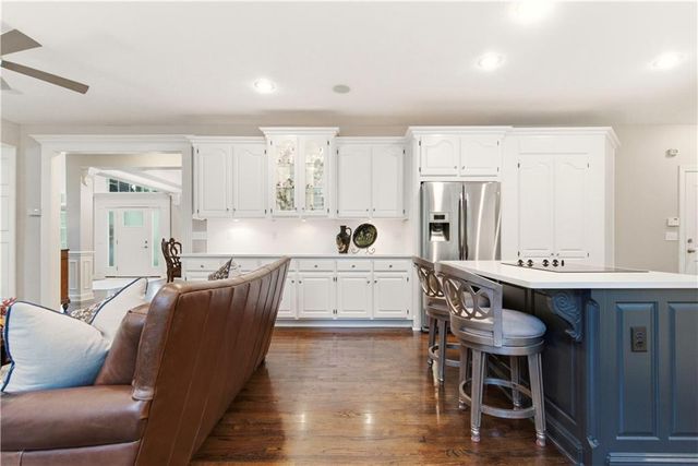 12302 W 139TH Terrace, Overland Park, KS 66221