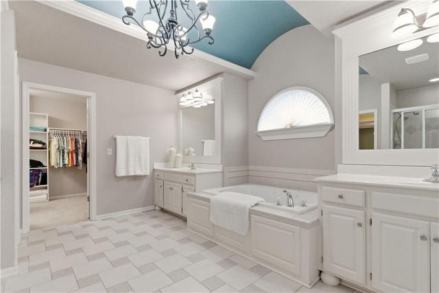 12302 W 139TH Terrace, Overland Park, KS 66221