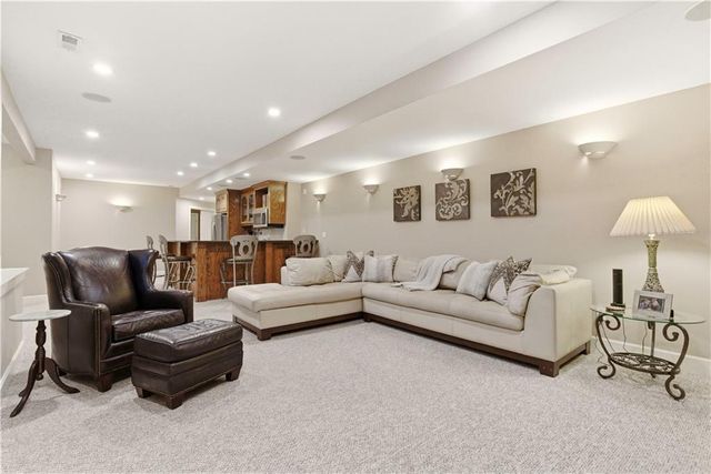 12302 W 139TH Terrace, Overland Park, KS 66221