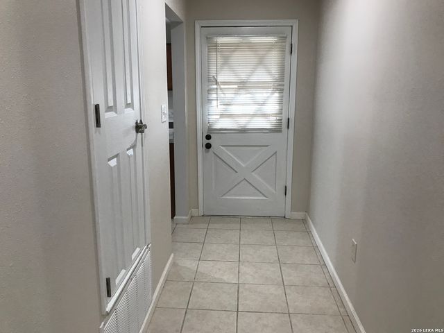 4626 DUQUESNE DR, San Antonio, TX 78229