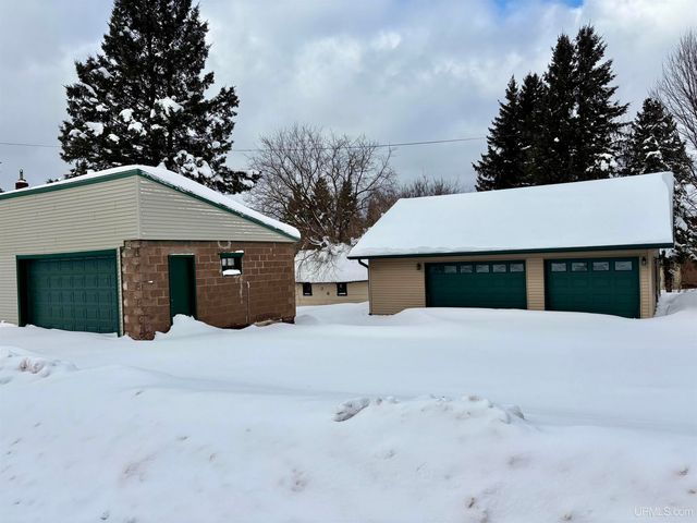 318 S Moore Street, Bessemer, MI 49911