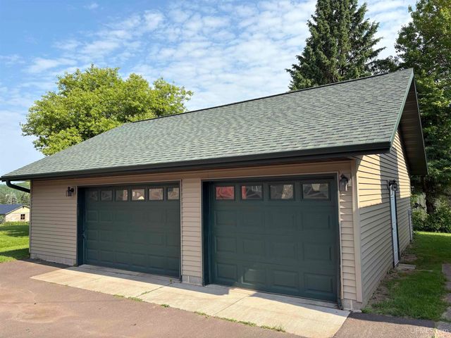 318 S Moore Street, Bessemer, MI 49911