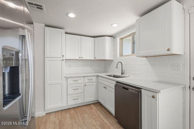5733 E 30th Street, Tucson, AZ 85711