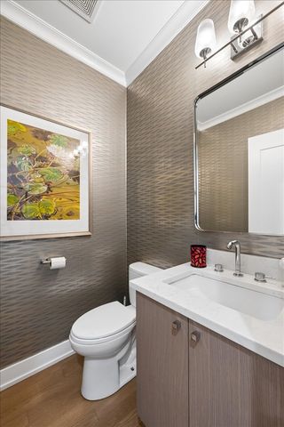 925 W Montana Street 1E, Chicago, IL 60614