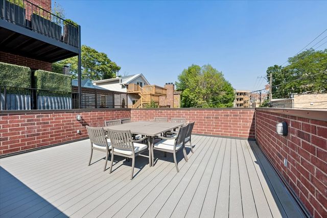 925 W Montana Street 1E, Chicago, IL 60614