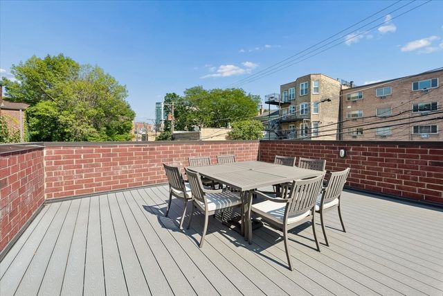 925 W Montana Street 1E, Chicago, IL 60614