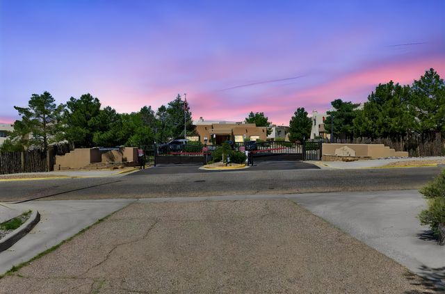 2210 Miguel Chavez 113, Santa Fe, NM 87505