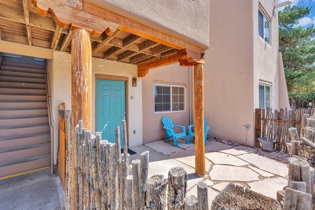 2210 Miguel Chavez 113, Santa Fe, NM 87505