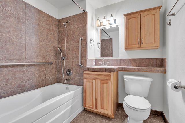 2210 Miguel Chavez 113, Santa Fe, NM 87505