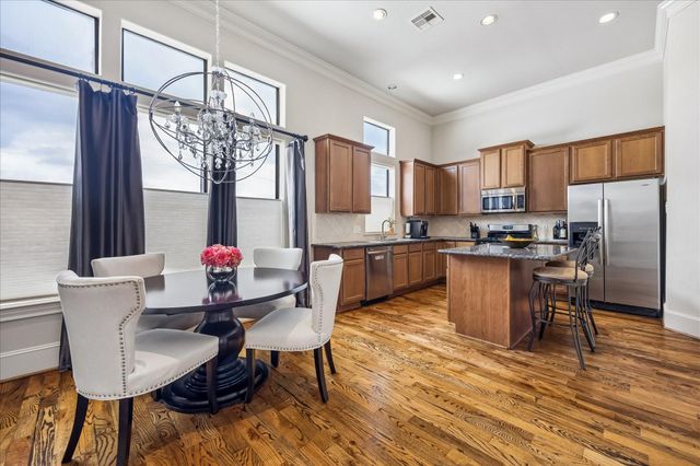 5708 Kansas Street B, Houston, TX 77007