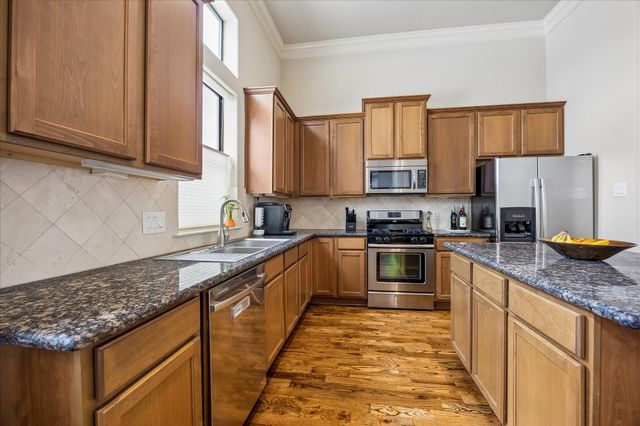 5708 Kansas Street B, Houston, TX 77007