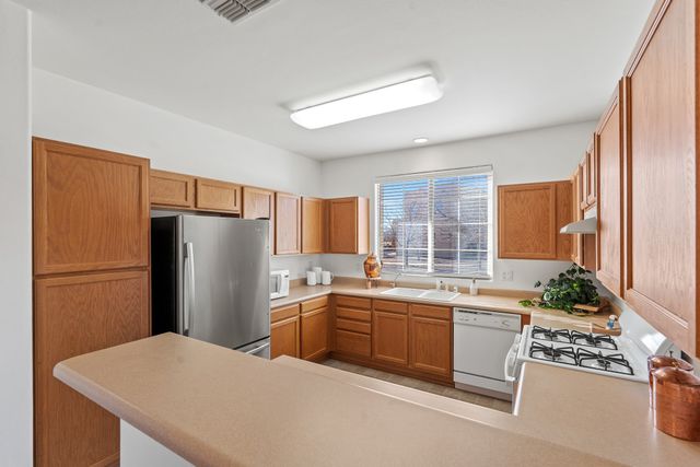 4615 Sunset Ridge, Santa Fe, NM 87507